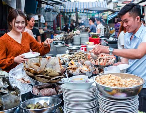 Exploring the Street Food Culture of Ho Chi Minh City, Vietnam