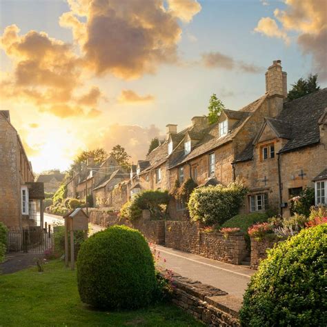 The Charm of the Cotswolds: Exploring Rural England