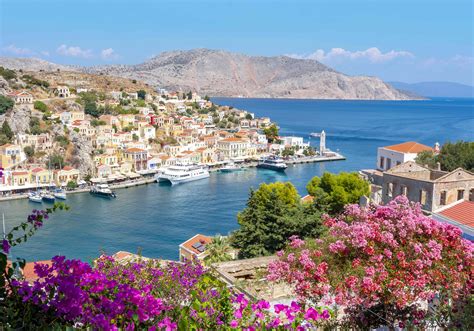 The Beauty of the Greek Islands: A Picturesque Journey through History and Culture