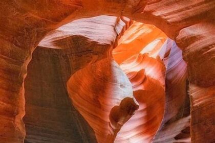 Exploring the Canyons of Arizona: A Journey through Desert Landscapes and Native American Heritage