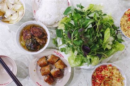 Uncovering the Culinary Treasures of Hanoi, Vietnam