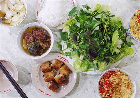 Uncovering the Culinary Treasures of Hanoi, Vietnam