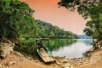 Trekking and Nature Escapes in Ba Be National Park, Vietnam