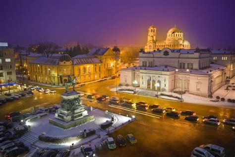 Exploring the Vibrant Nightlife of Bulgarian Cities