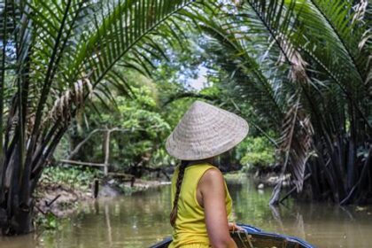 Cruising the Mekong Delta: A Scenic Adventure in Vietnam